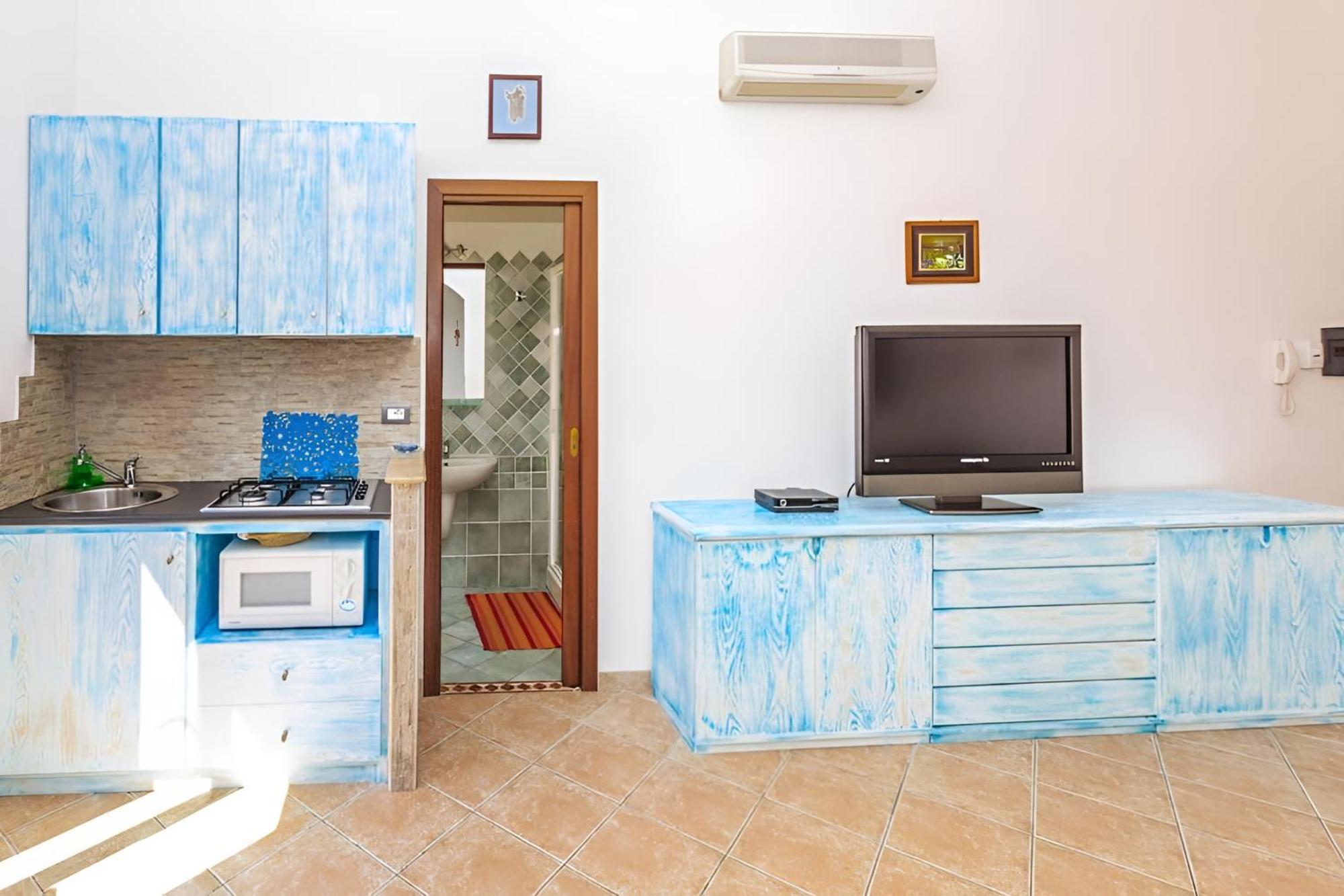 Splendido Appartamento In Pieno Centro Dell'Isola La Maddalena  Ngoại thất bức ảnh
