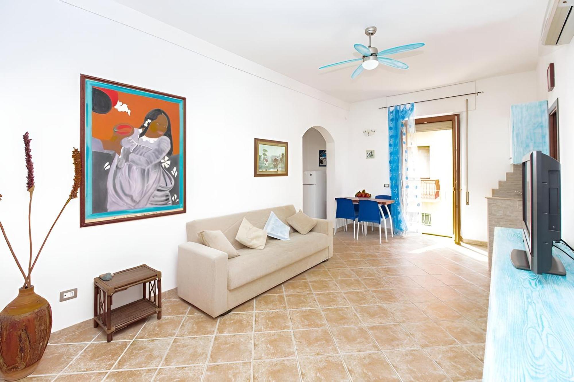 Splendido Appartamento In Pieno Centro Dell'Isola La Maddalena  Ngoại thất bức ảnh